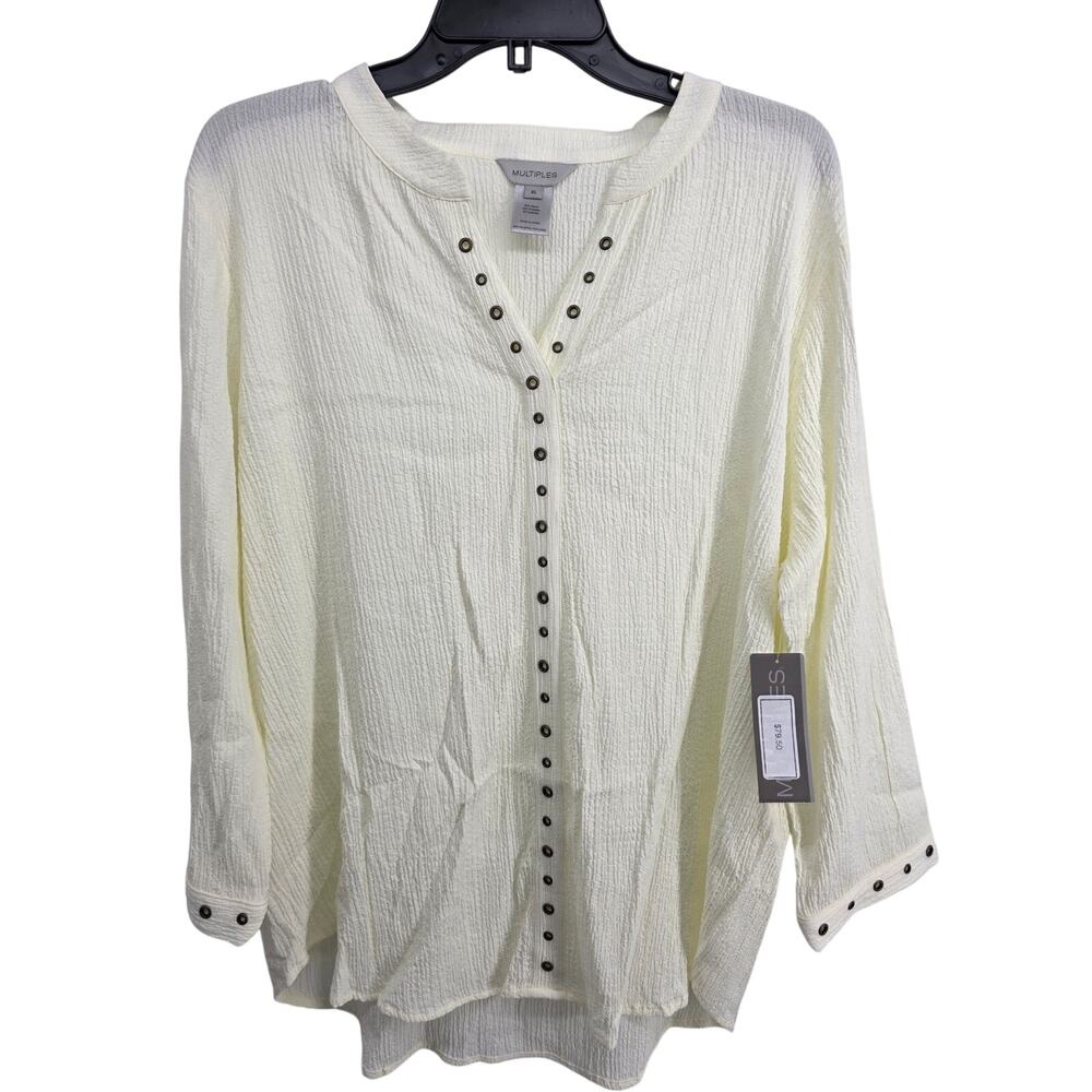 Multiples NEW Simply Stunning Butter Yellow Rivet Top Size XL